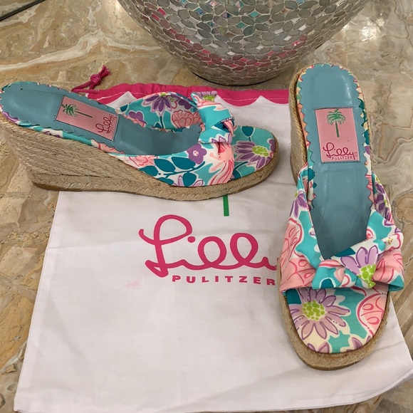 NWT Beautiful Lilly Pulitzer wedge shoes - Picture 2 of 11
